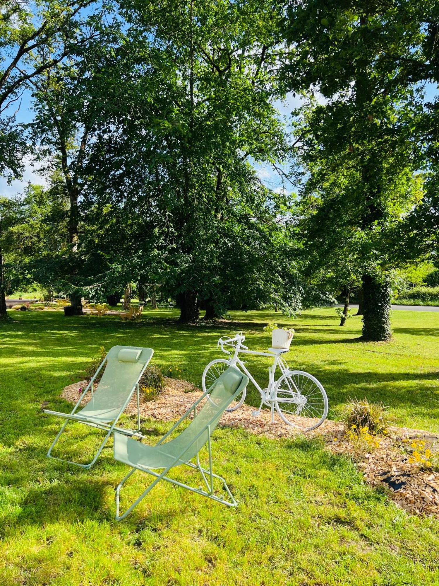 Motel Les Broussailles Mesves-sur-Loire Exteriér fotografie
